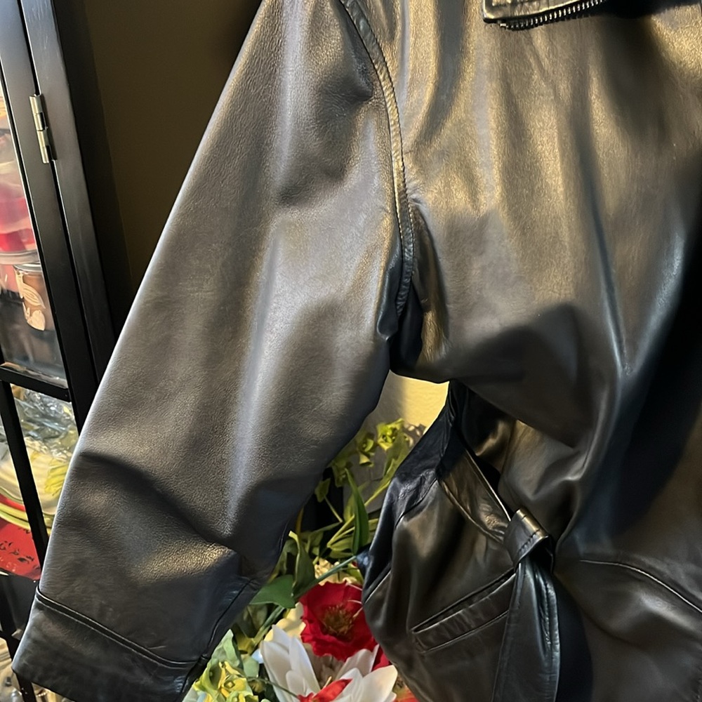 Women's Black lamb Leather vintage 1980s Jacket - Picture 5 of 8